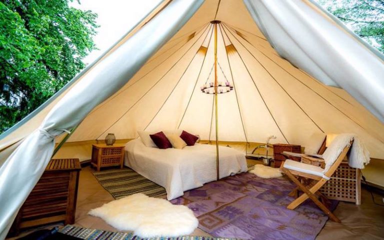 Glamping på Thorbjørnrud Hotell med Glamping Norge